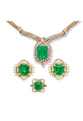 19 Carat Emerald and Diamond Jewelry Suite