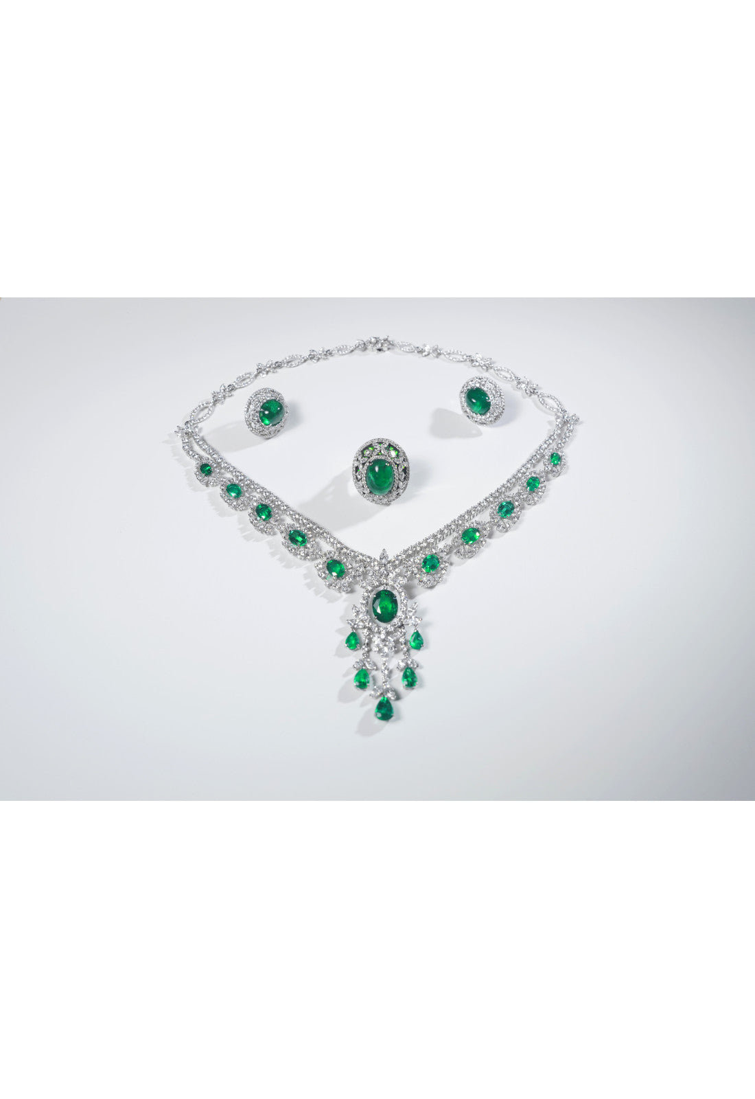 37.2 Carat Emerald and Diamond Jewelry Suite
